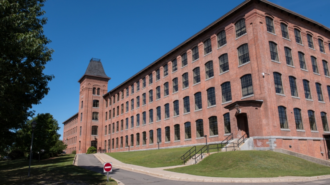 exterior shot of Boss Gibson's Marysville