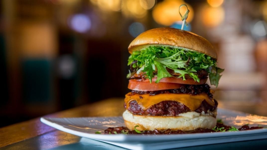 Cheeseburger on a plate