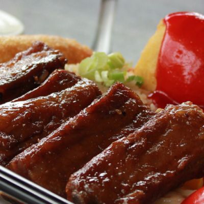 saucy ribs on a tray