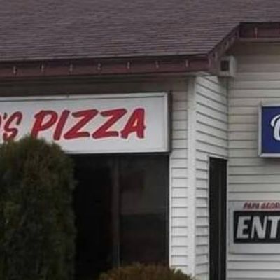 Storefront of Georgios pizza 