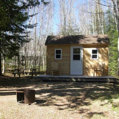 rustic cabin at Woolastook Park