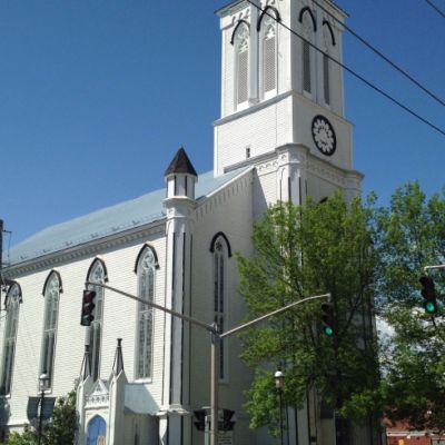 exterior shot of Wilmot United Church